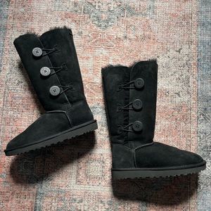 Ugg Bailey triple button boot